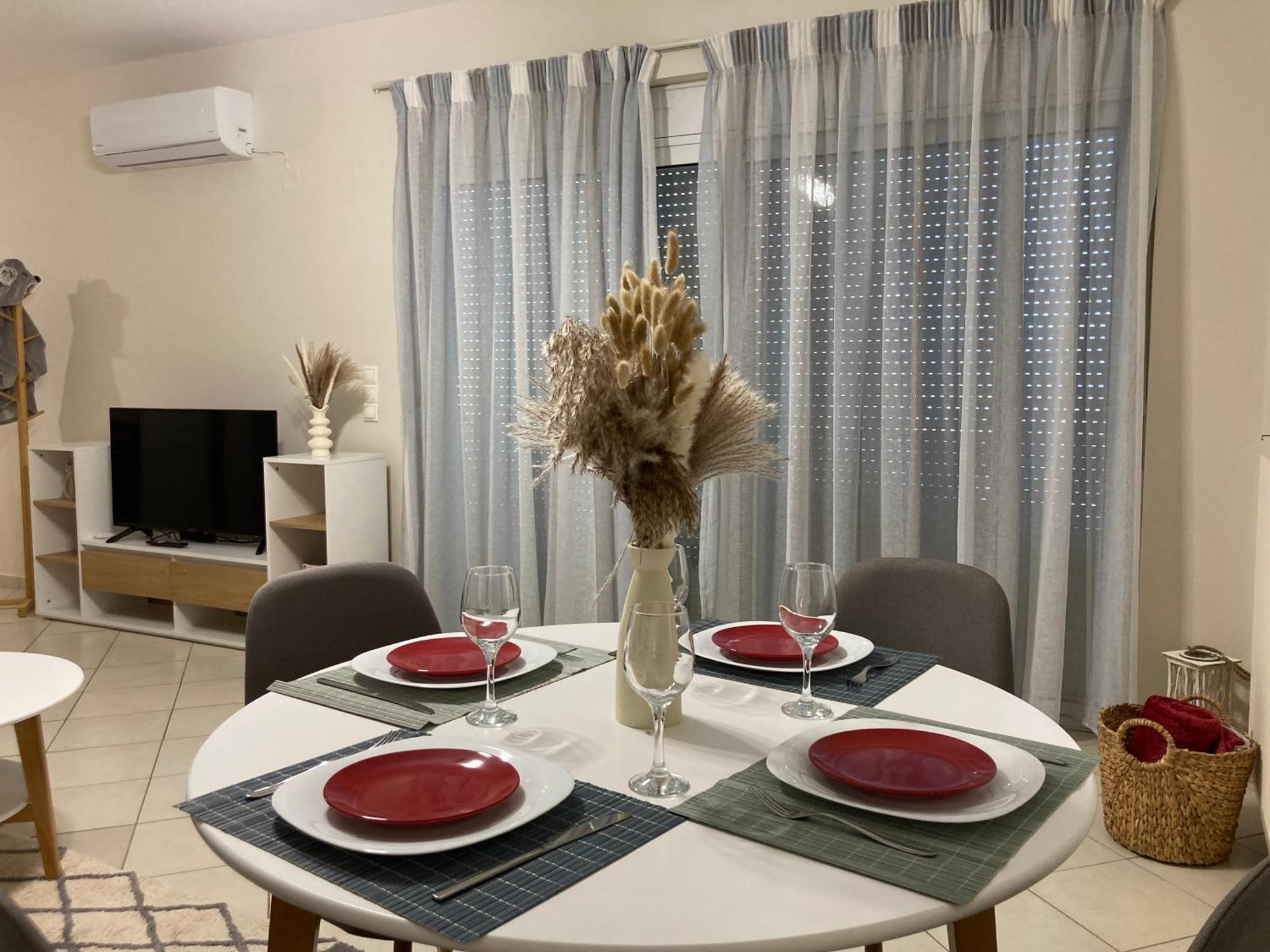 Stephanie'S Place - Charming Apartment With Sea View Ханя Екстериор снимка