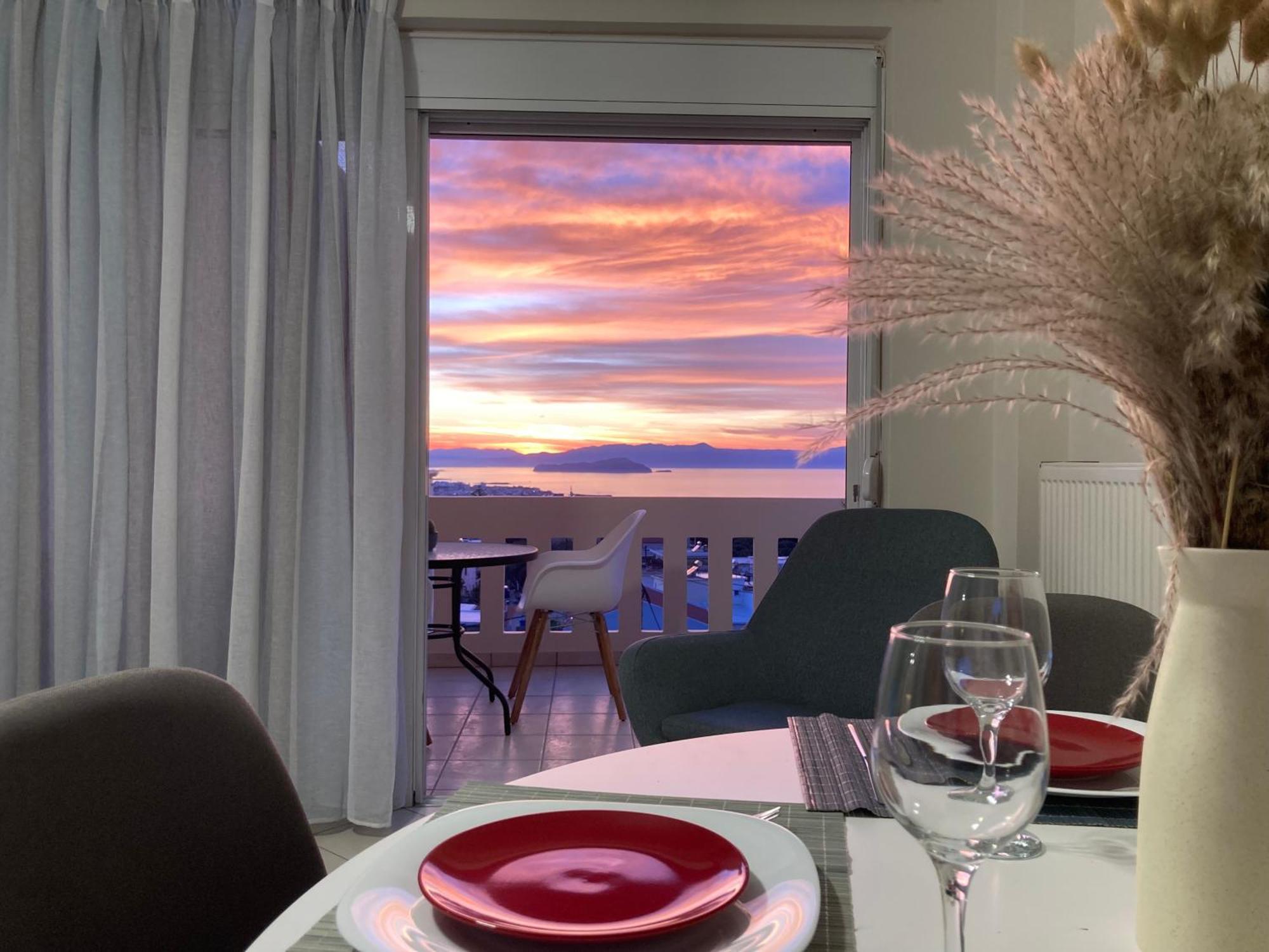 Stephanie'S Place - Charming Apartment With Sea View Ханя Екстериор снимка